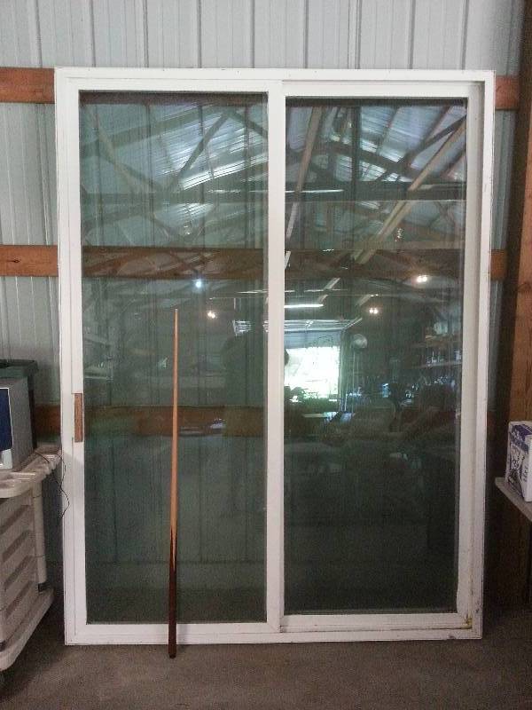 lot 9 image: Sliding Glass Door