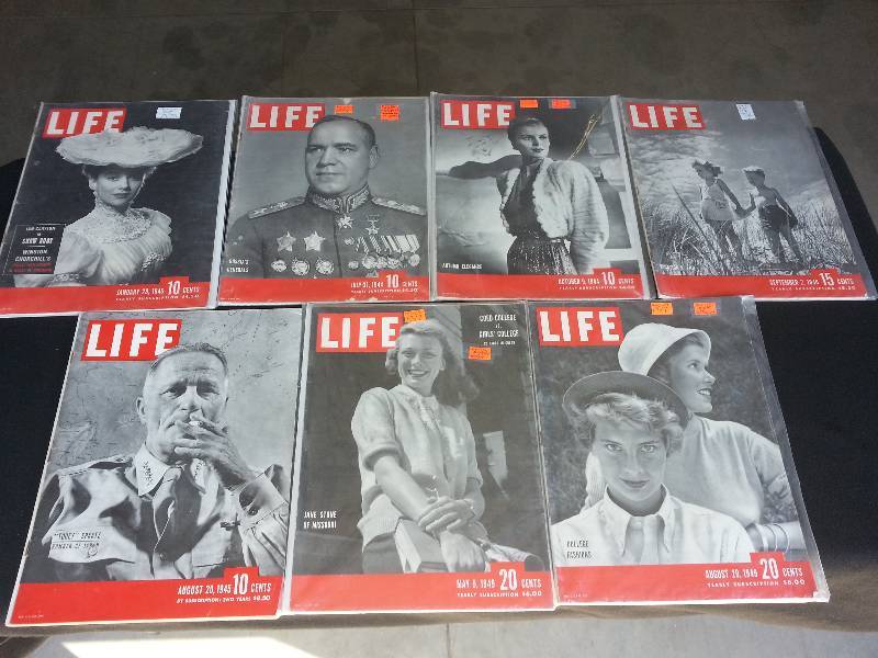 lot 49 image: Lot of (7) 1940s Life Magazines WWII
