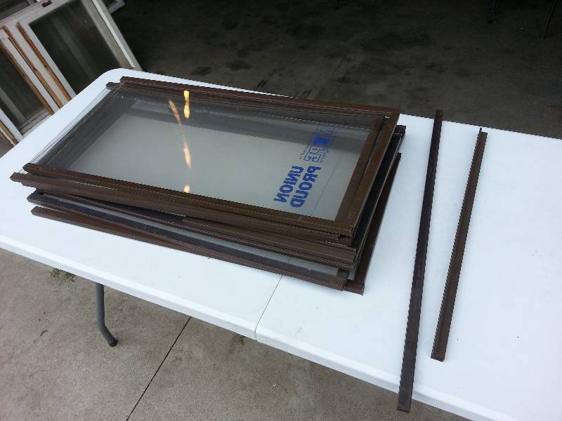 lot 127 image: Plexiglass Windows and Frames