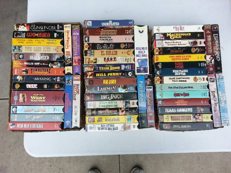 lot 132 image: Large Lot of VHS Tape in Great Condition