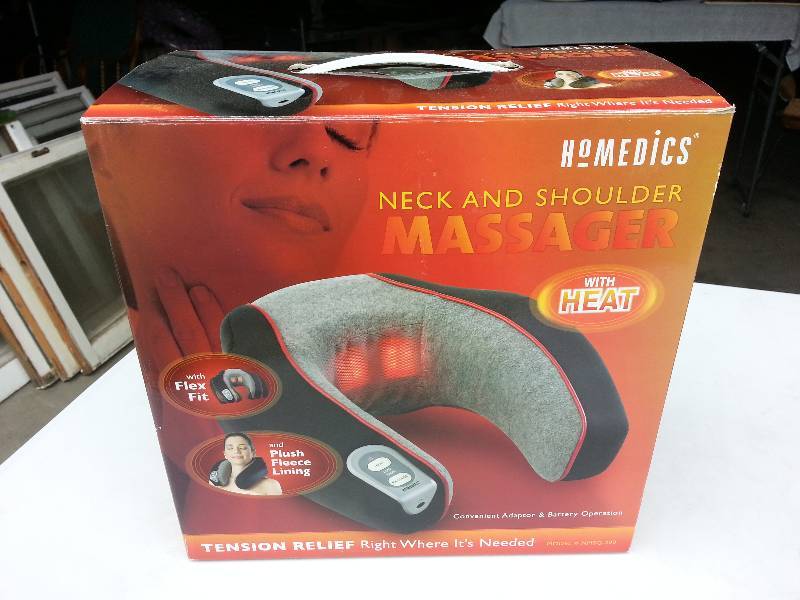 lot 140 image: Homedics Neck and Shoulder Massager w Heat