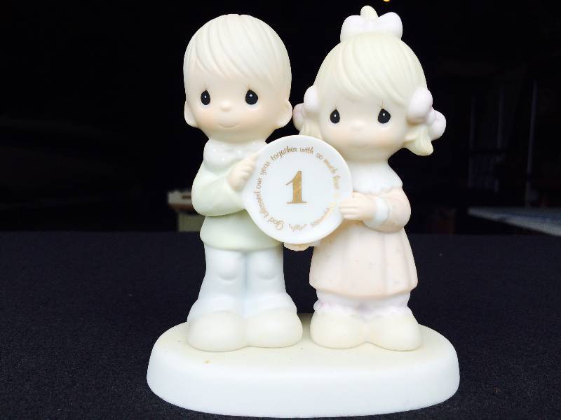 lot 18 image: Precious Moments 1 Year Anniversary