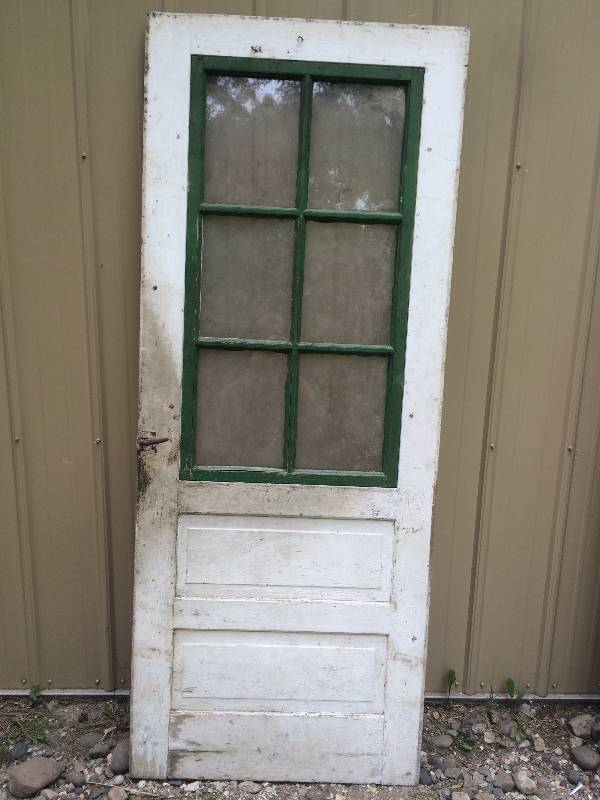 lot 66 image: Solid Wood Vintage Door