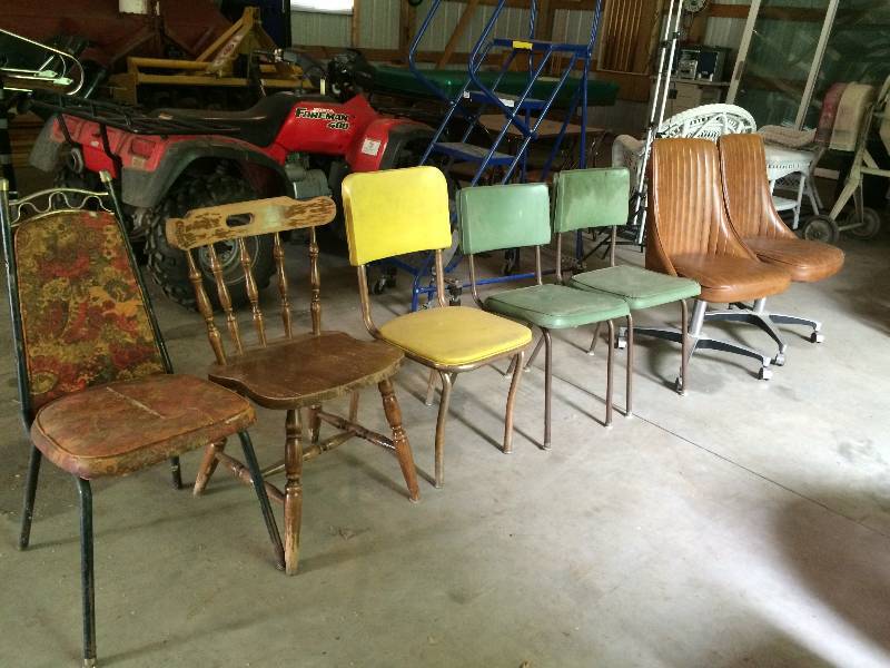 lot 152 image: Seven Chairs