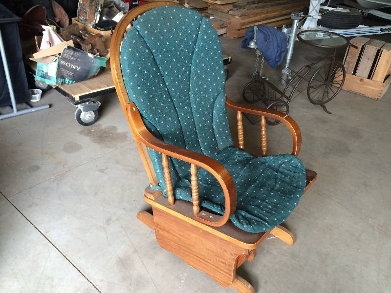 lot 151 image: Glider Rocker