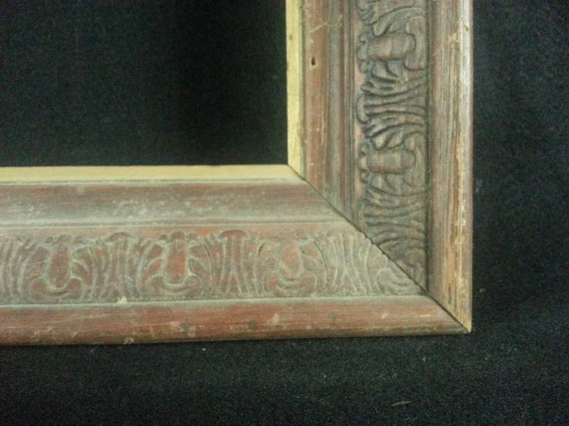 lot 56 image: Vintage Wooden Frame