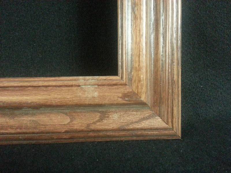 lot 62 image: Oak Wooden Frame