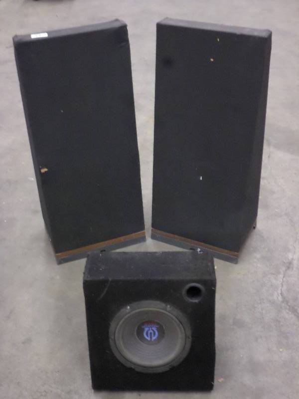 Lot Of (2) EPI Tower Speakers & (1)...