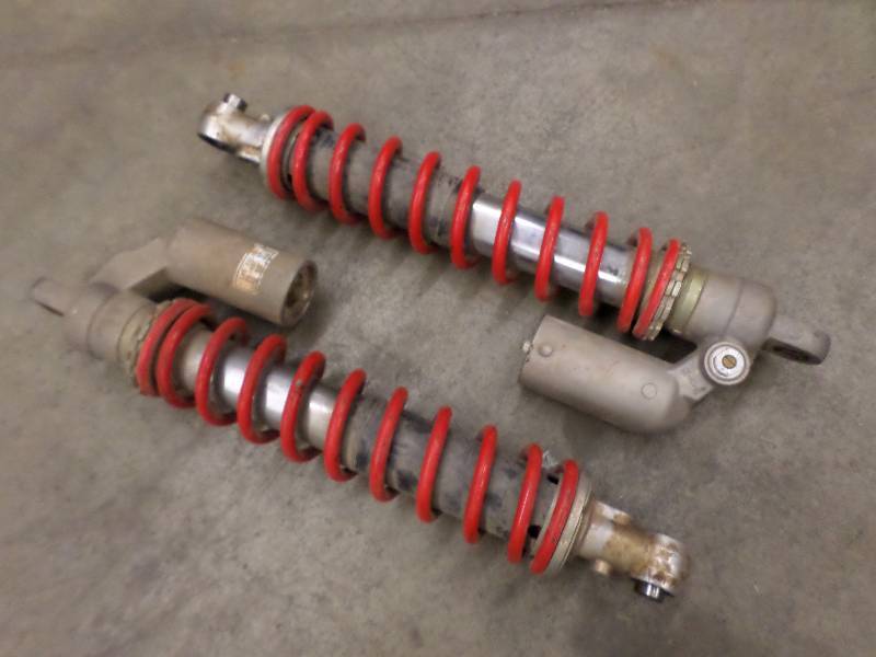 (1) Set Of Unknown Gas Shocks ...