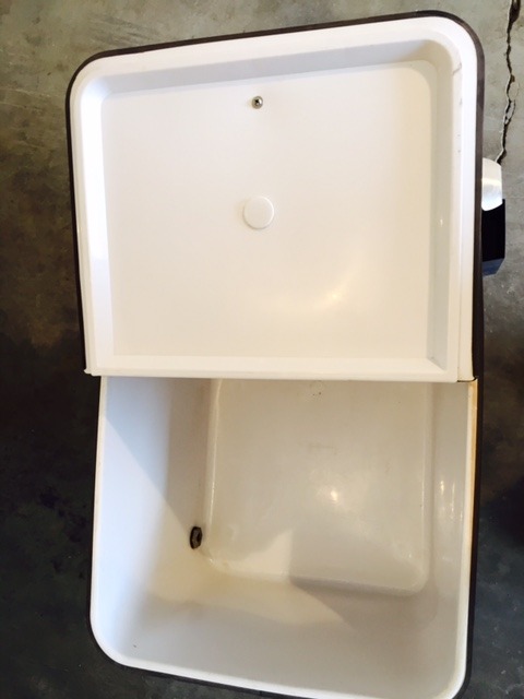 WHEELED COOLER