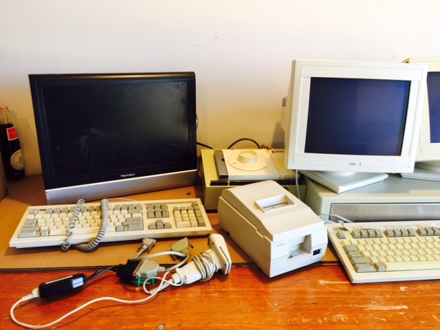 COMPUTERSMONITORS