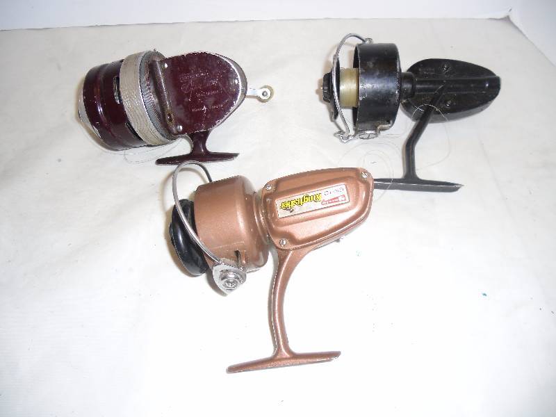 lot 43 image: Lot Fishing Reels Shakespeare, Wright & McGill, Mitchell, Hold-Em, Garcia, South Bend
