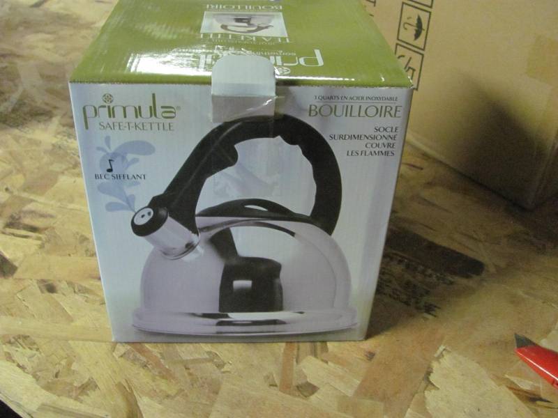 Epoca Safe-T 3-Qt. Whistling Teakettle