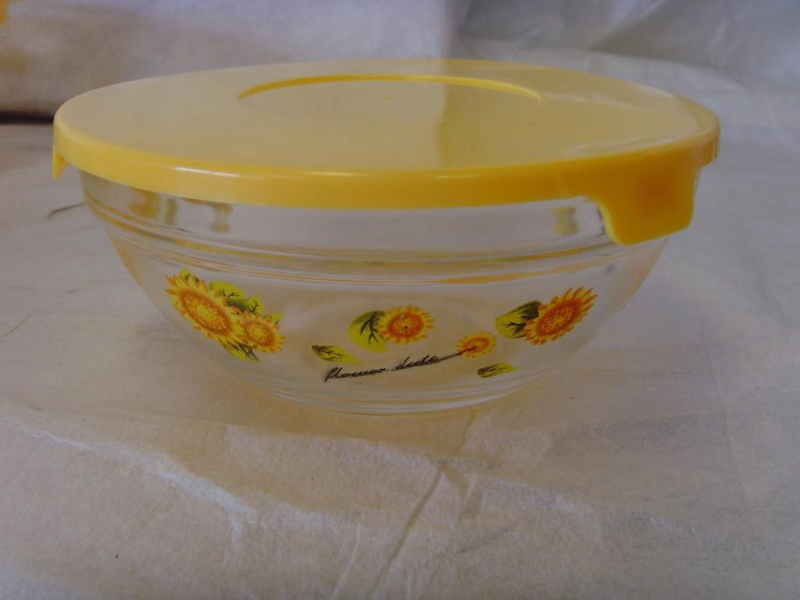 20 Piece Glass Sunflower Bowl & Storage Set