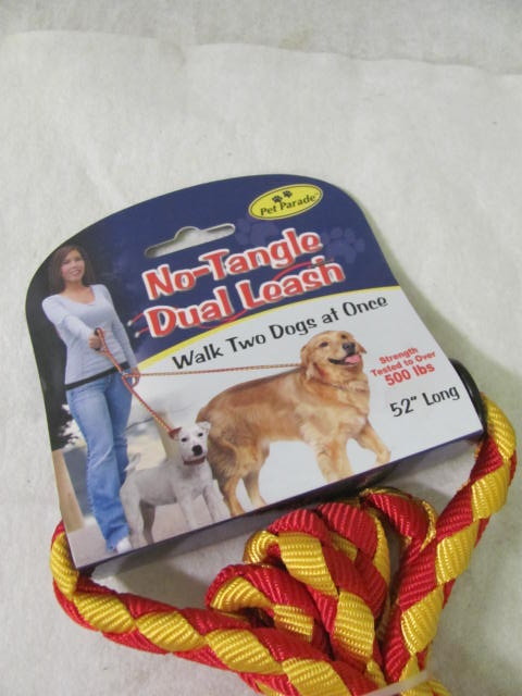 Dog Leash & Grooming Lot