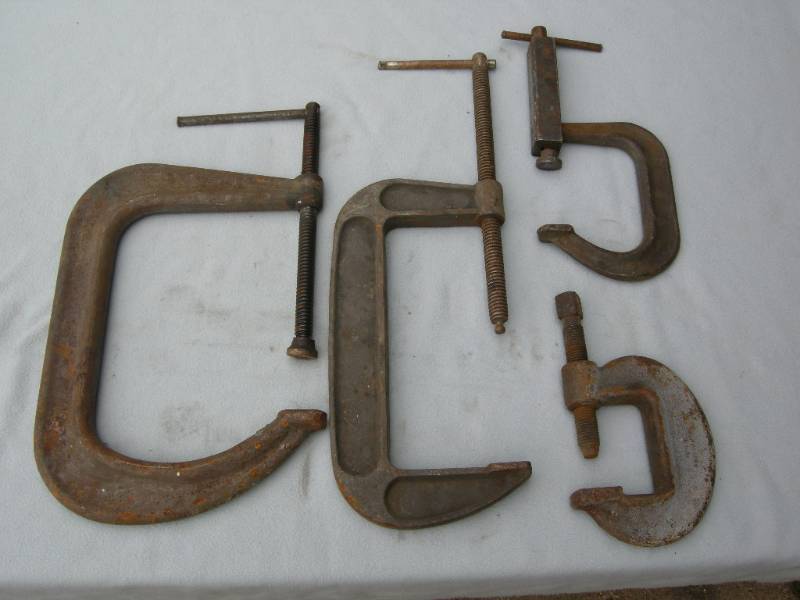 4 Heavy duty clamps