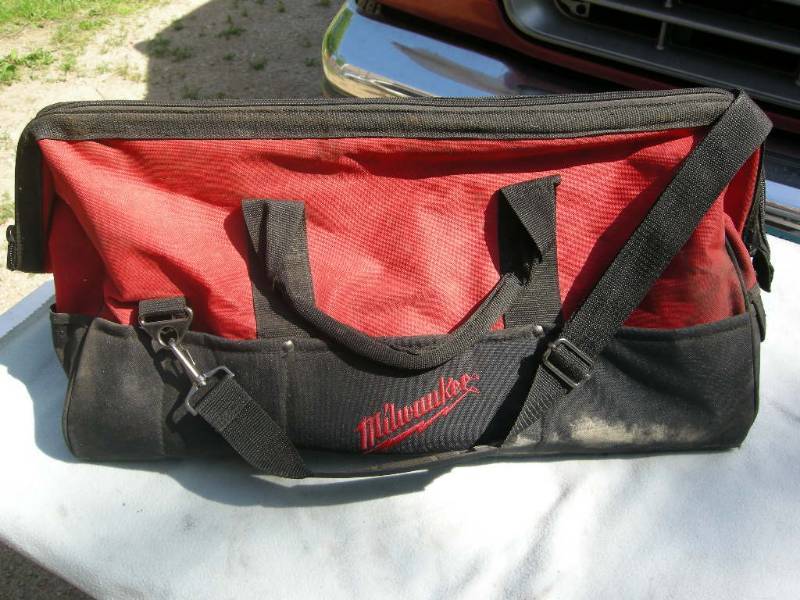 Milwaukee contractor bag
