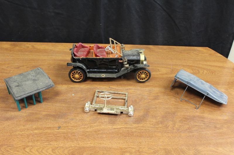 lot 19 image: Vintage Car Parts