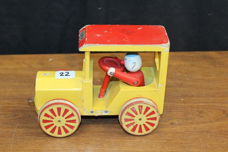 lot 22 image: Brio Mechanical Wood Car