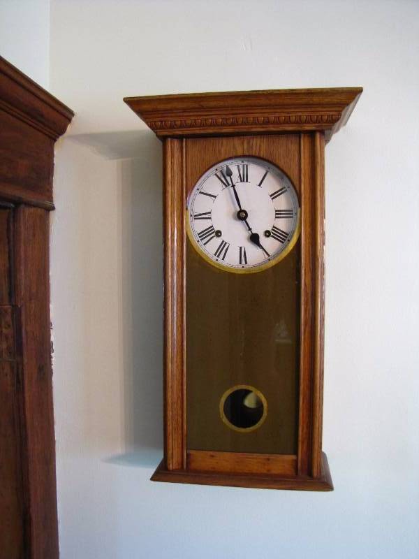 lot 6 image: Antique Wall clock
