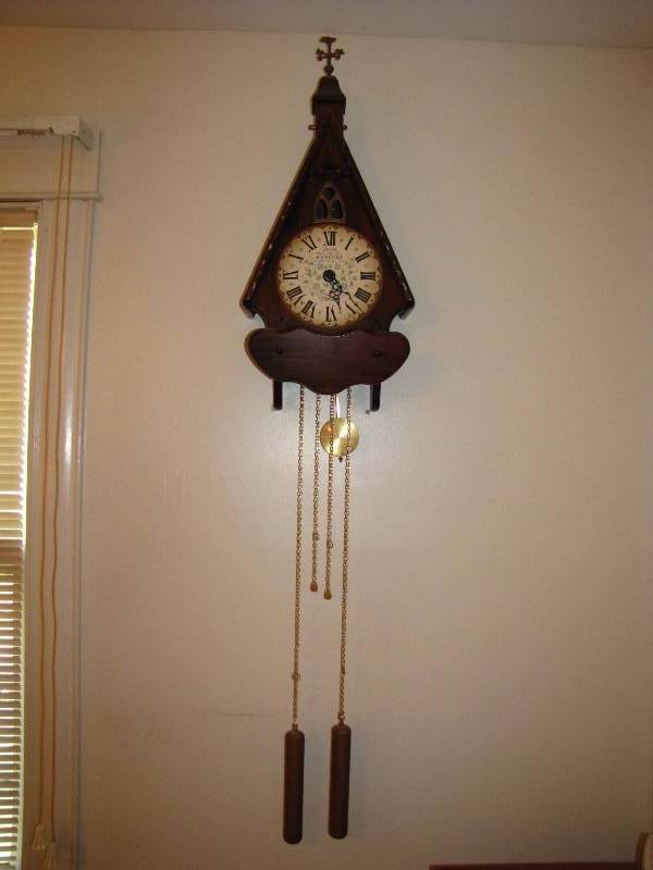 lot 69 image: Vintage A frame Wall Clock
