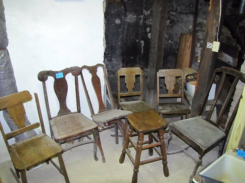 lot 24 image: Vintage Wooden Chairs...Project Pieces