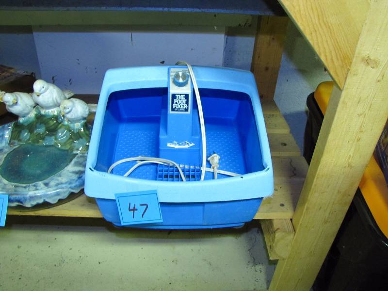 lot 47 image: Foot bath