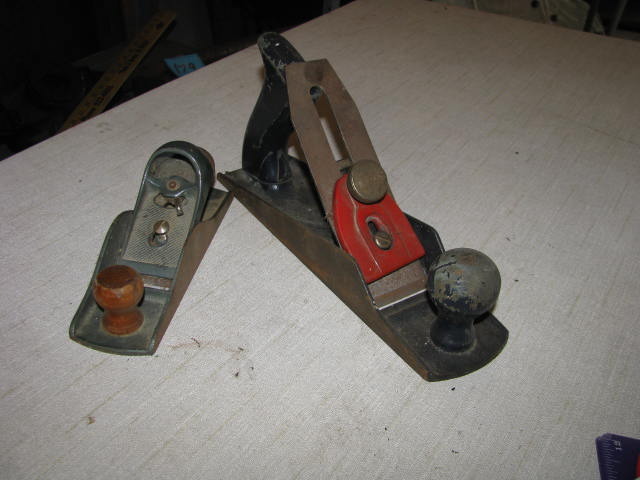 lot 166 image: 2 smaller palm planes