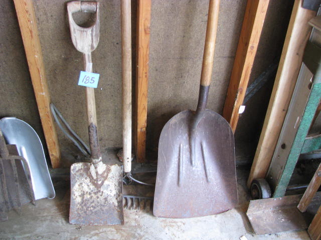 lot 185 image: vintage collectible shovels