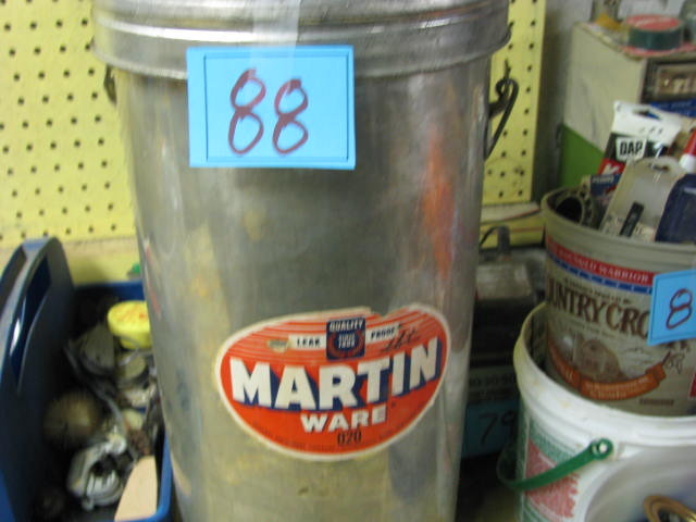 lot 88 image: metal pail and floor applicator