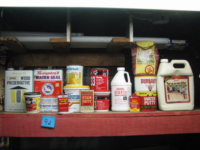 lot 92 image: large lot of household chemical products