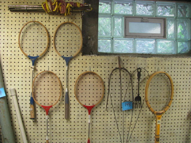 lot 148 image: vintage items badminton set, rug beater pick for pitchfork tennis rachet