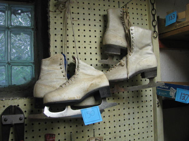 lot 150 image: 2 pair of vintage ice skates
