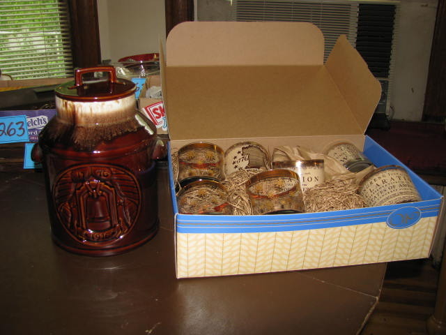 lot 235 image: bicentennial items cookie jar and barware glassess