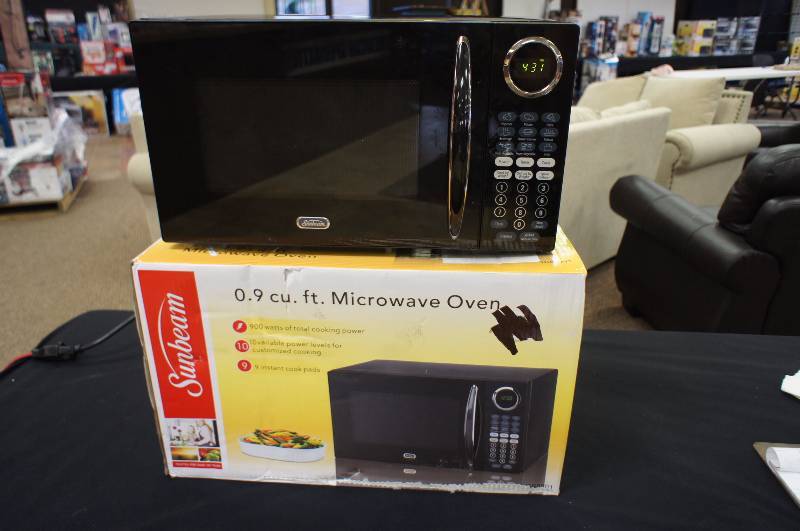 SunBeam .9 cu. ft. Microwave