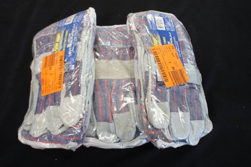 Three packs of Firm Grip Contractors Leather Palm Gloves