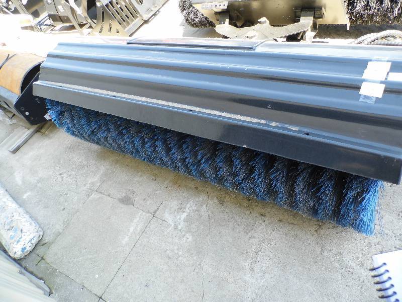 84 Beveled Sweeper - Fiberglass Top