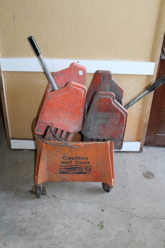 Commercial Mob Bucket