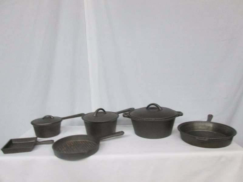 Alcove 9-pc. Cast Iron Cookware Set