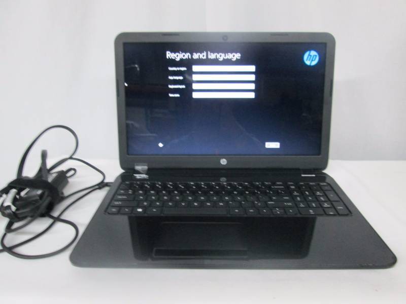 HP 15.6 4GB Windows 8.1 Laptop