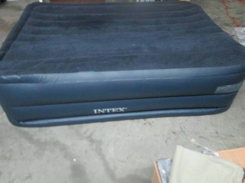 Intex Queen Raised Airbed