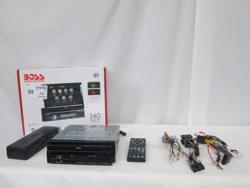 Boss DVD Multimedia Car Stereo w 7 Touch Screen