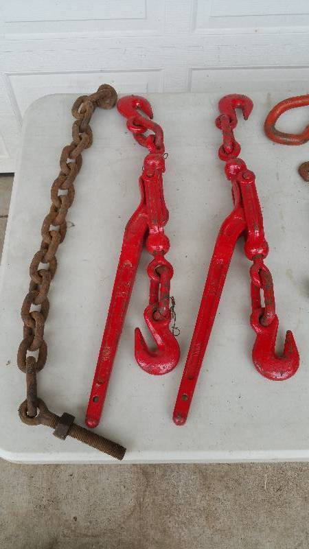 lot 32 image: Large Group of Load Binders and Towing Chains