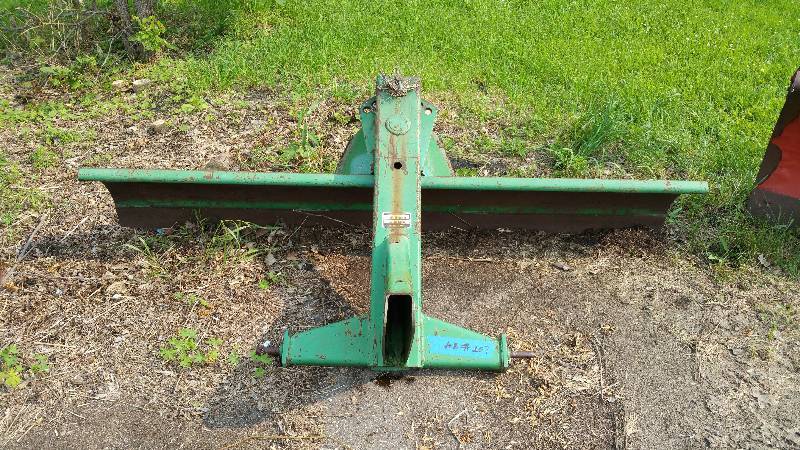 lot 84 image: John Deere 45 Rear Blade  Box Blade  3 Point Hook Up