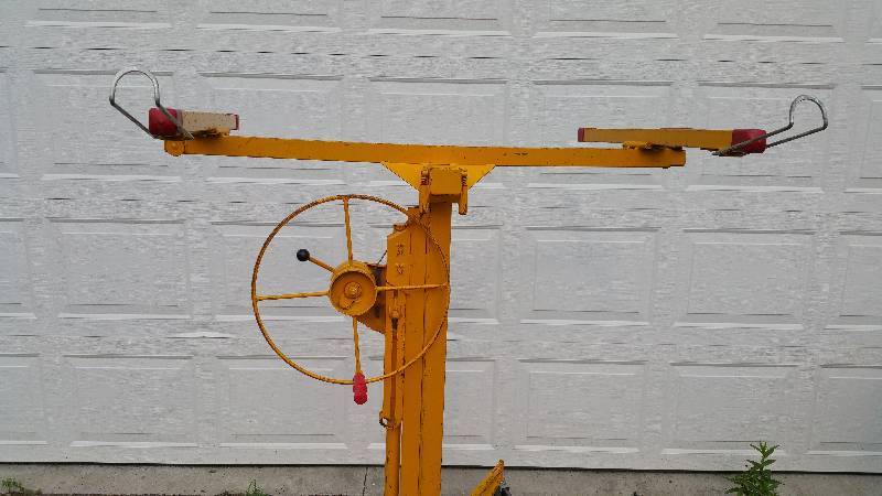 lot 91 image: Drywall  Panel Lift