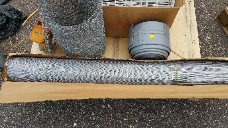 lot 92 image: Group of Garden Items, Including Fencing, Insect Screen, Tractor Sprinkler, Etc