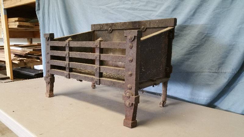 lot 118 image: Early Cast Iron Fireplace Insert