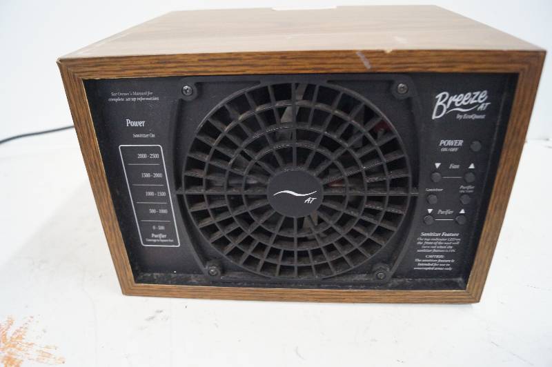 lot 8 image: Air Purifier