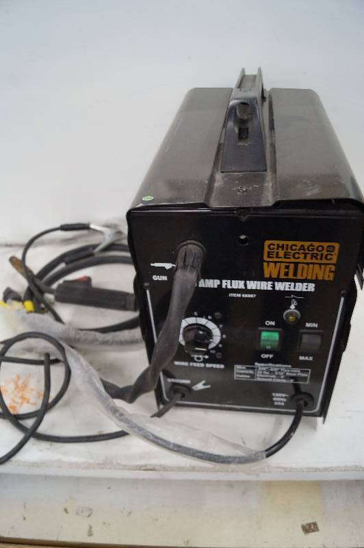 lot 14 image: Welder