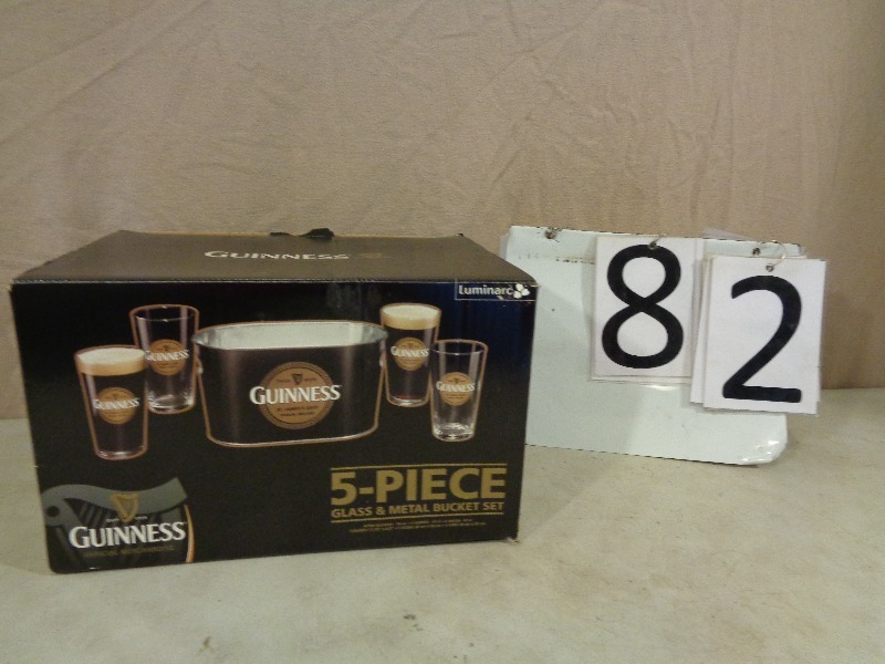 lot 82 image: New Guiness Beer Set